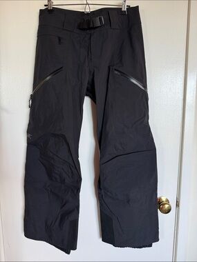 Arc'teryx Womens Short Black Waterproof Ski Shell Pants
